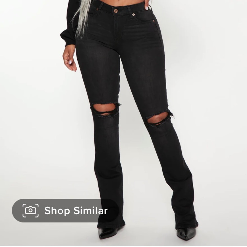 Jessie Mid-rise Distressed Bootcut jeans